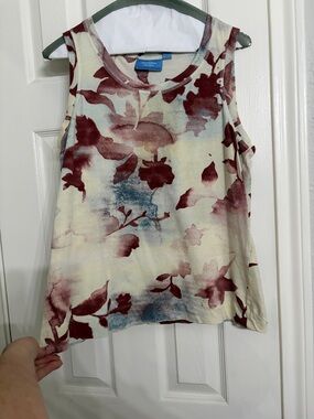 Soft Surroundings Cream Tank Top with Burgundy Floral Print